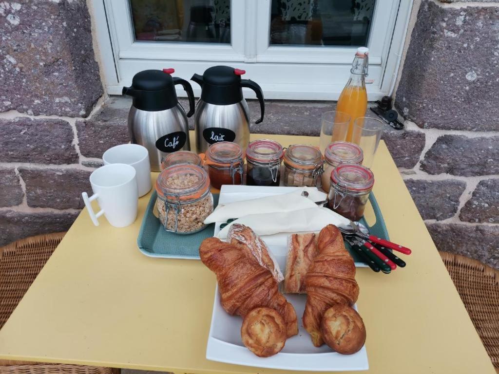 Les Brassins Du Dillon Villa Moyon Екстериор снимка